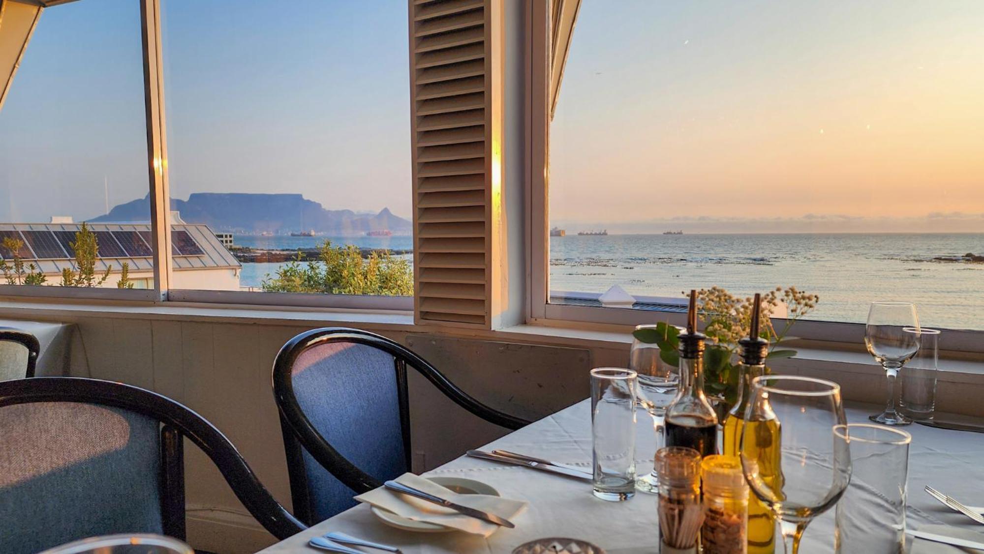 The Blue Peter Hotel Bloubergstrand Εξωτερικό φωτογραφία