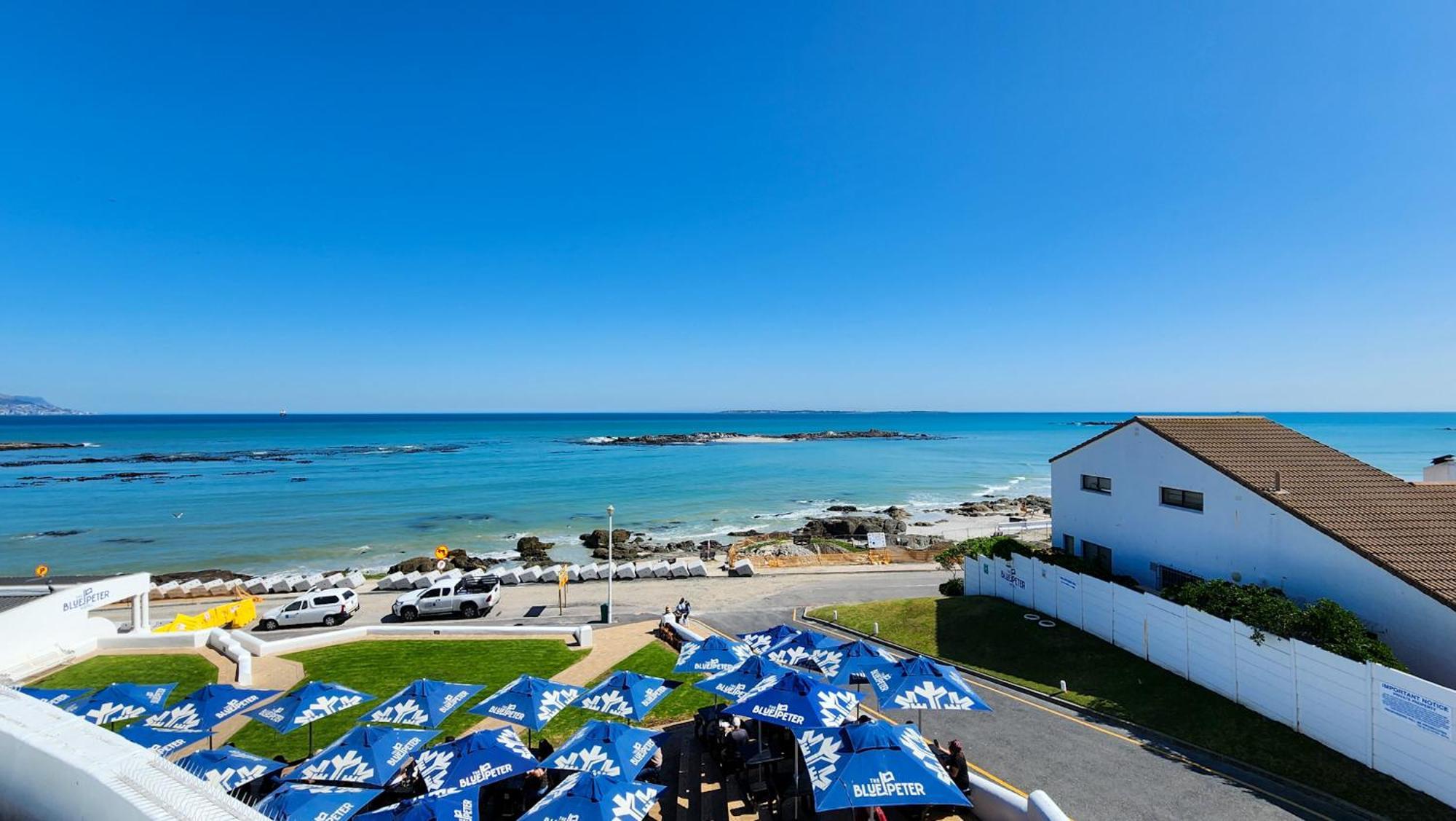 The Blue Peter Hotel Bloubergstrand Εξωτερικό φωτογραφία