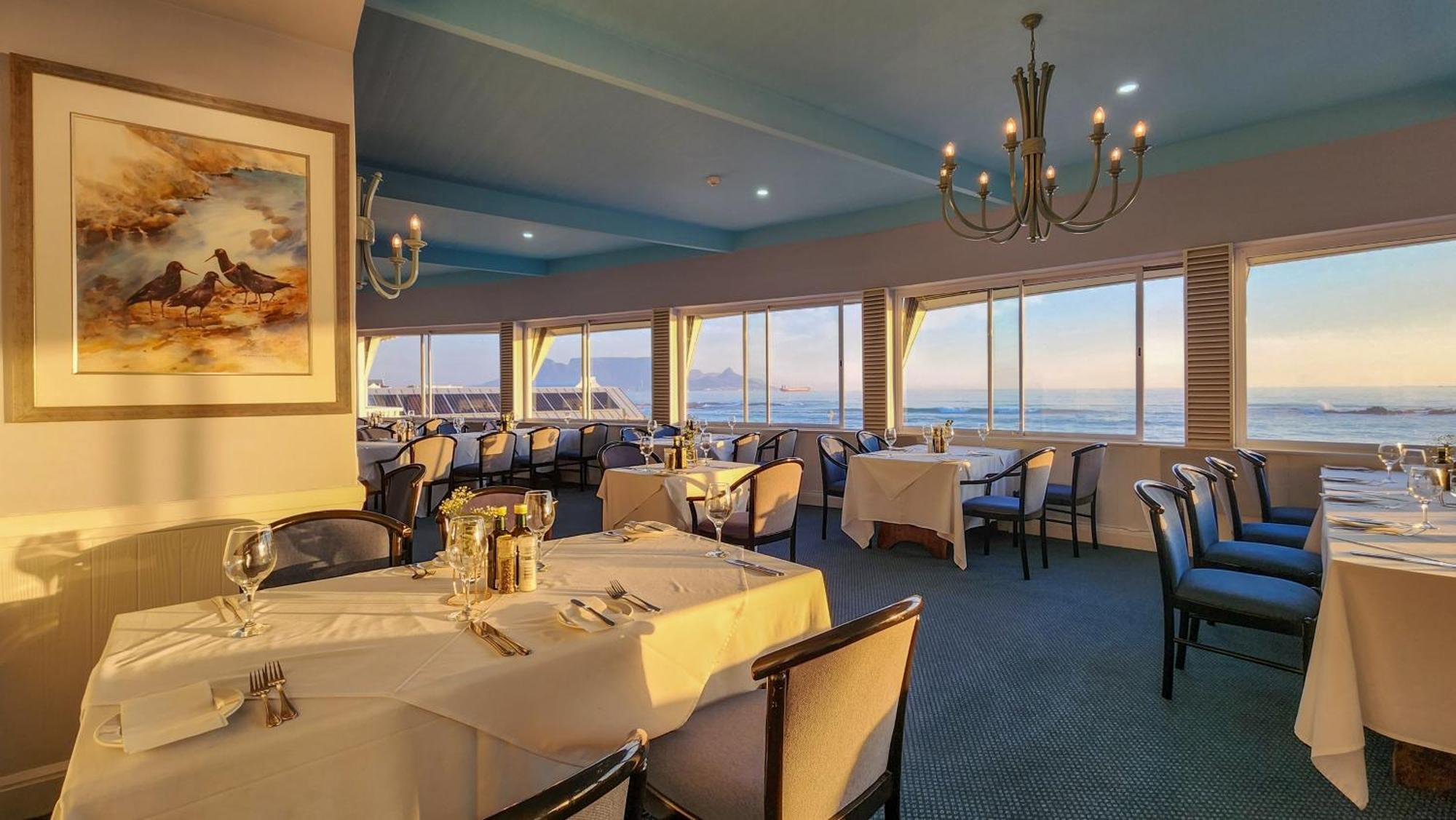 The Blue Peter Hotel Bloubergstrand Εξωτερικό φωτογραφία