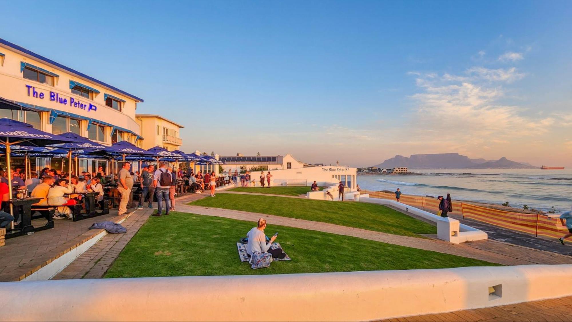 The Blue Peter Hotel Bloubergstrand Εξωτερικό φωτογραφία