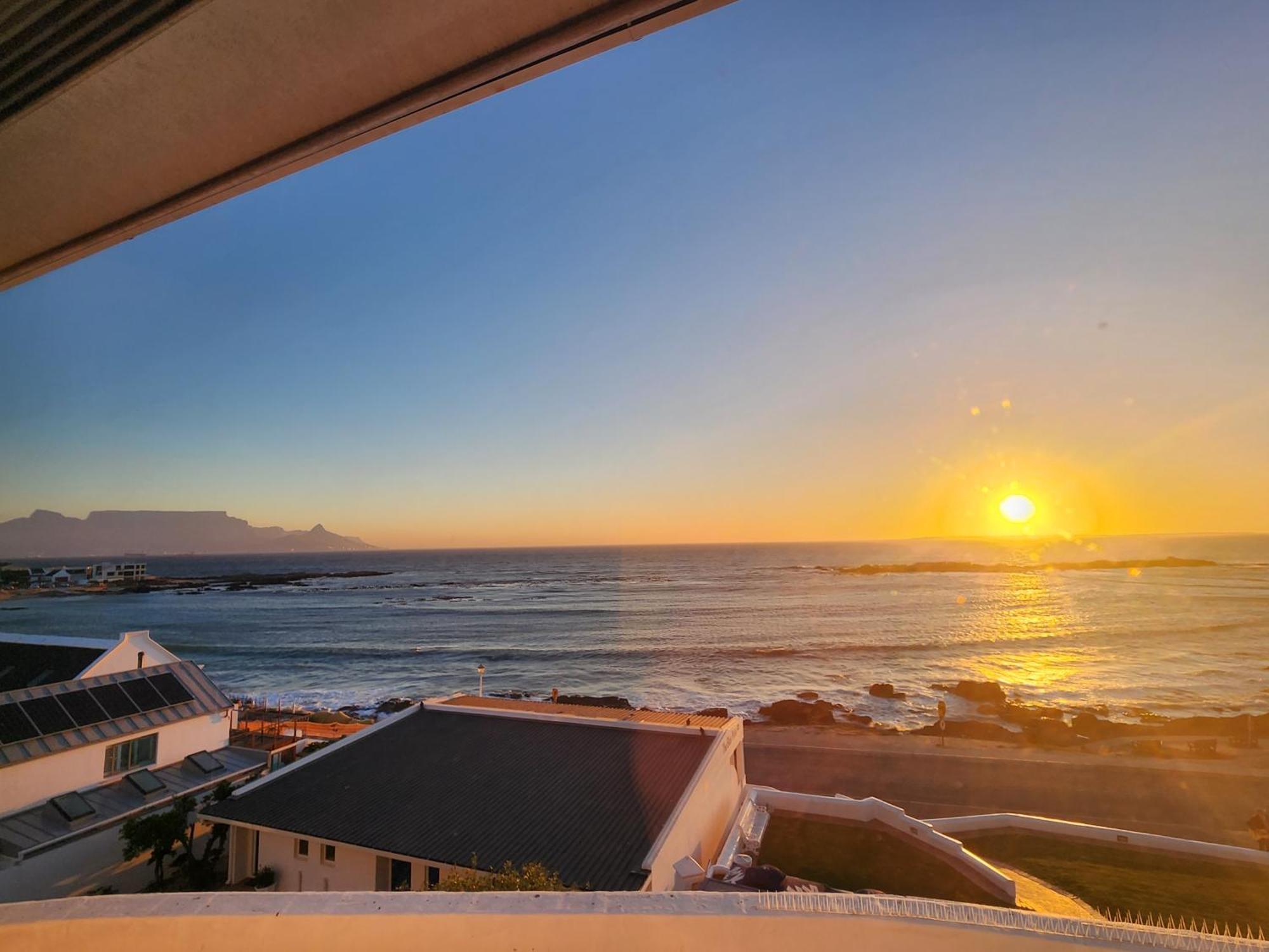 The Blue Peter Hotel Bloubergstrand Εξωτερικό φωτογραφία
